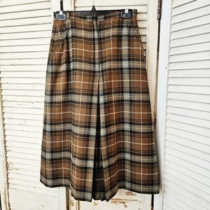 Vintage 70s Harrods Plaid Wool Pleated Front Culottes Black & Tan XS/S
